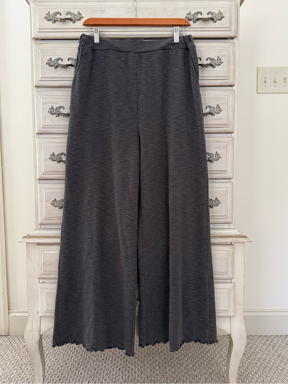 Vici Grey Wide Leg Pants